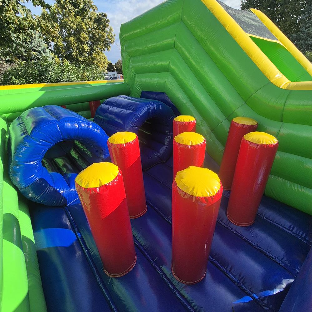 Photo Entrée du Parcours sportif gonflable disponible dans le Gard (30)